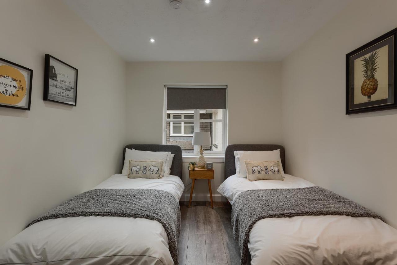 3 Bedroom Windsor Garden By Gleneagles Apartment