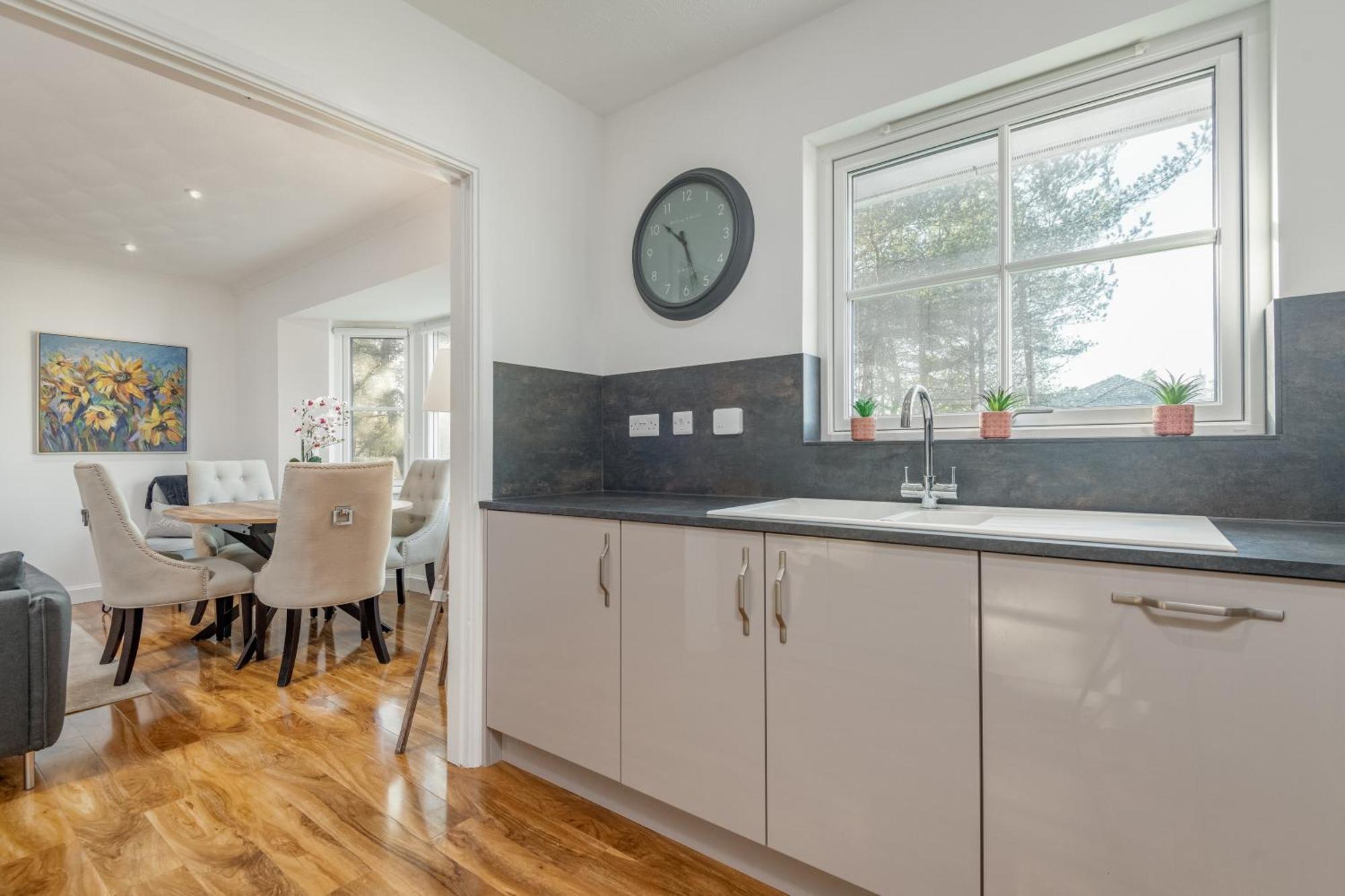 Apartment 3 Bedroom Windsor Garden By Gleneagles
