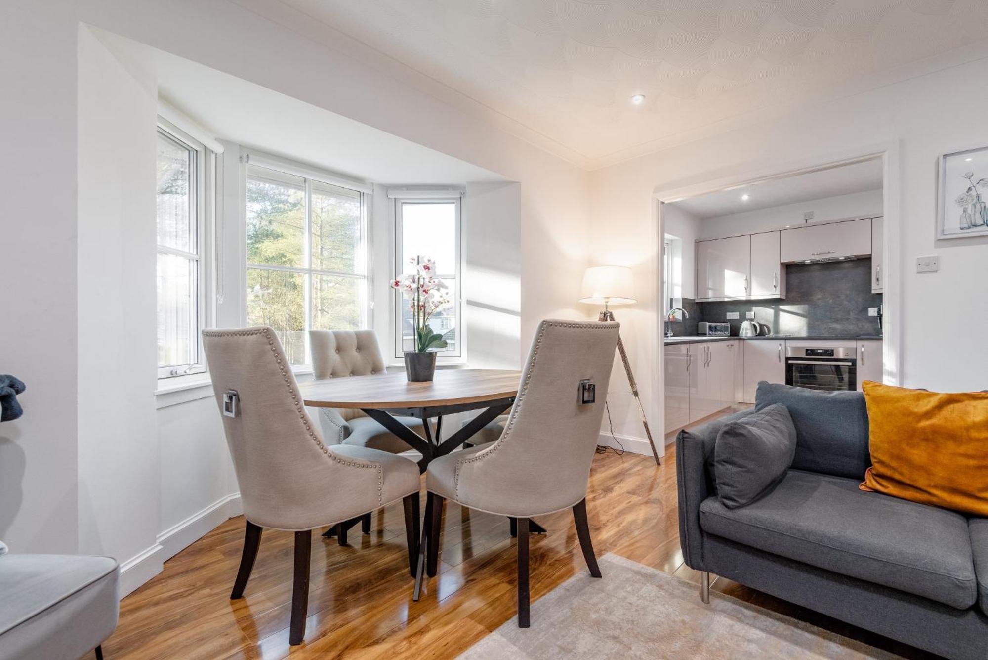 3 Bedroom Windsor Garden By Gleneagles * Blackford